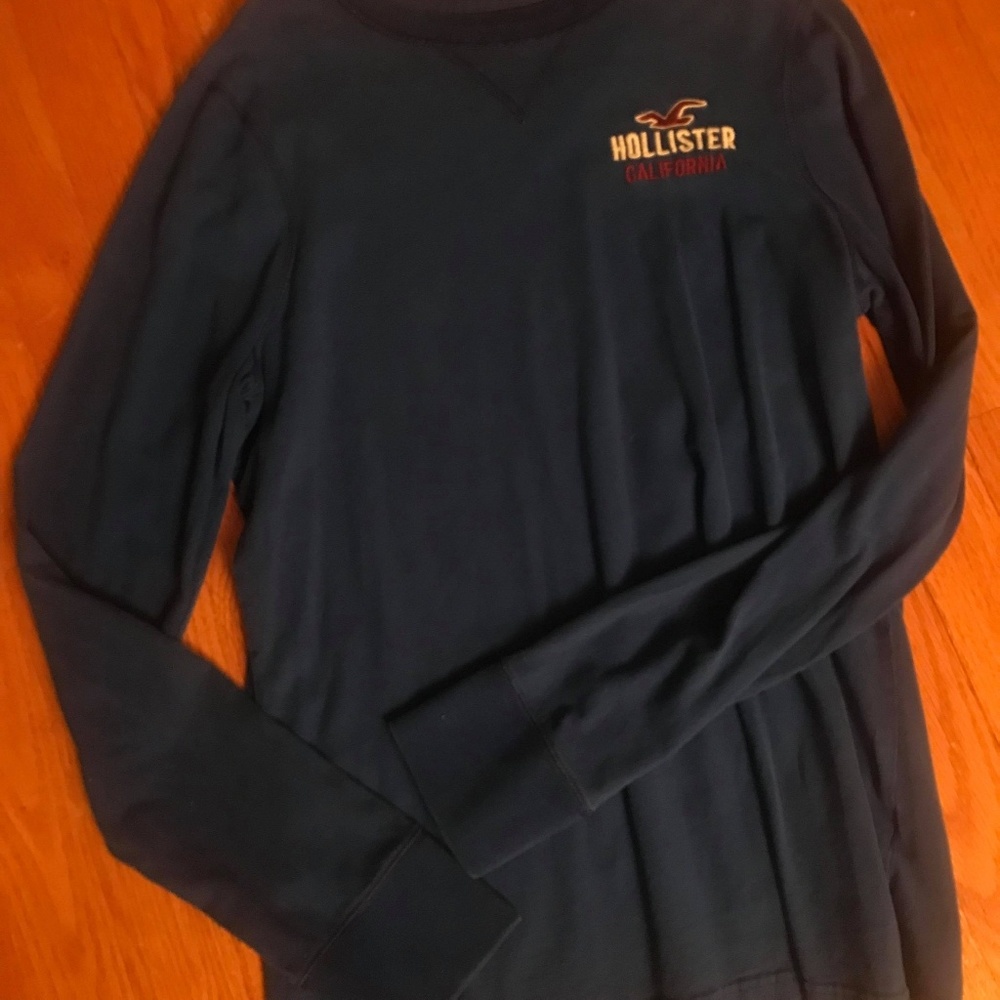 Long sleeve Hollister Tshirt
